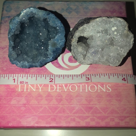 Agate Miniature Colored Geode / Bundle of 4 - Picture 8 of 12